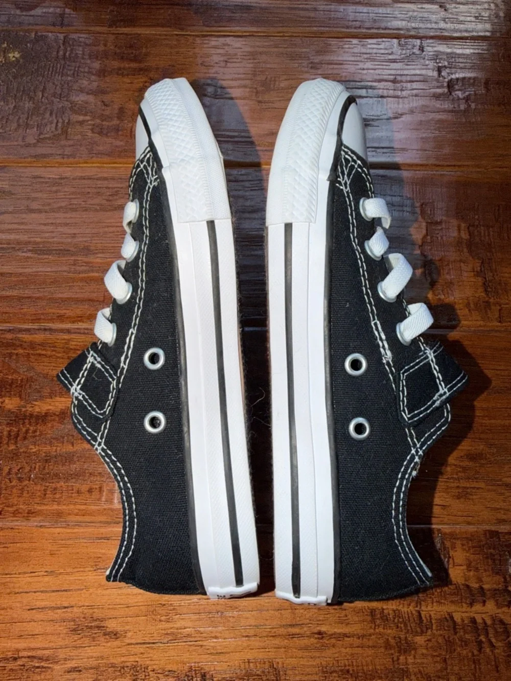 Converse Chuck Taylor All Star Easy-On, Size 1 youth
